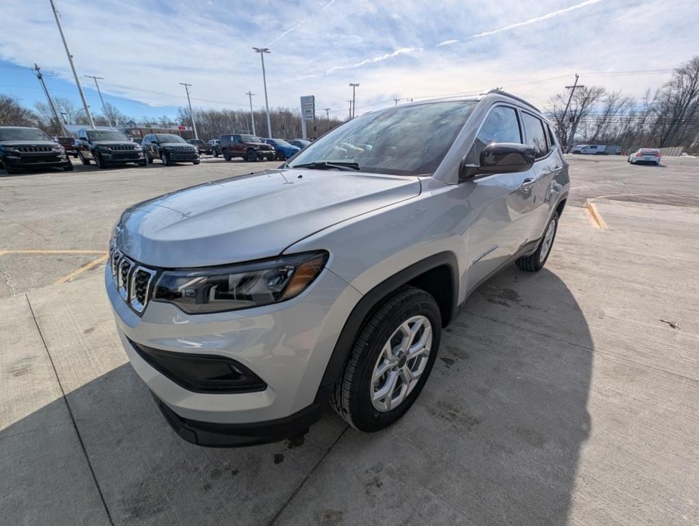 new 2025 Jeep Compass car, priced at $30,535