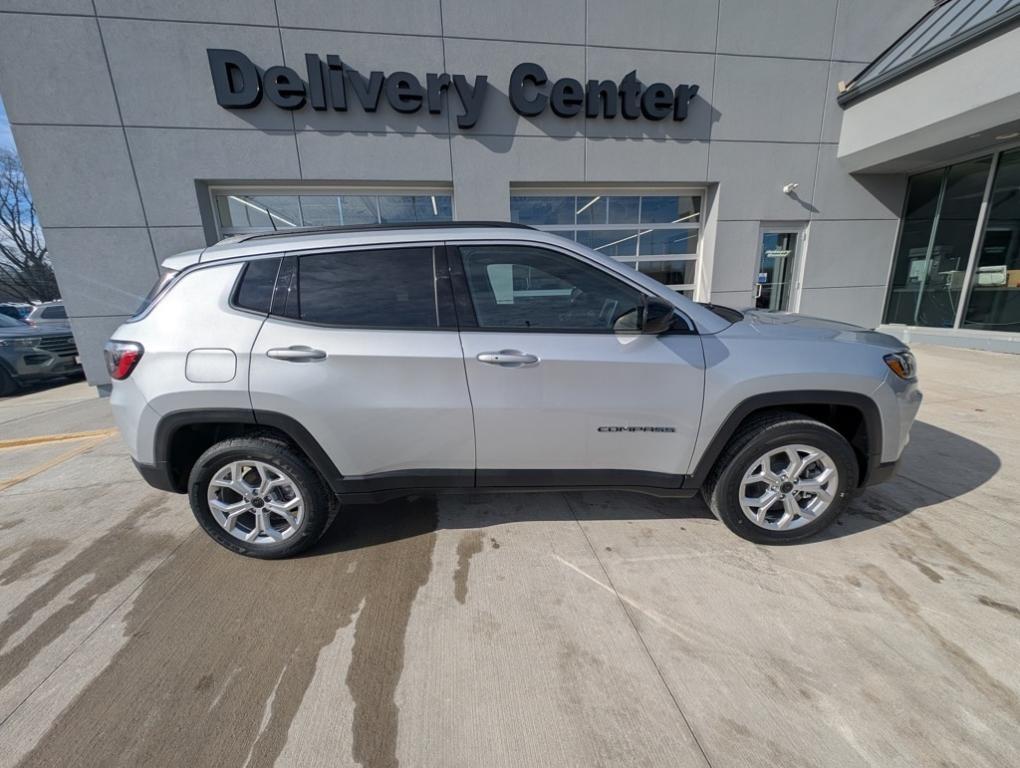 new 2025 Jeep Compass car, priced at $30,535