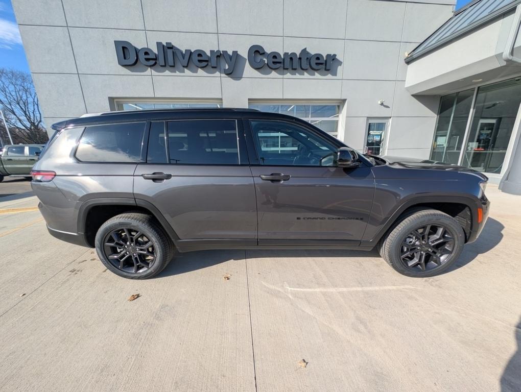 new 2025 Jeep Grand Cherokee L car, priced at $51,335