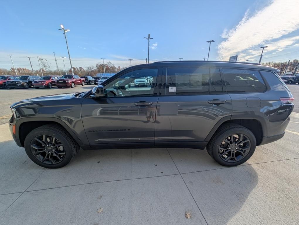 new 2025 Jeep Grand Cherokee L car, priced at $51,335