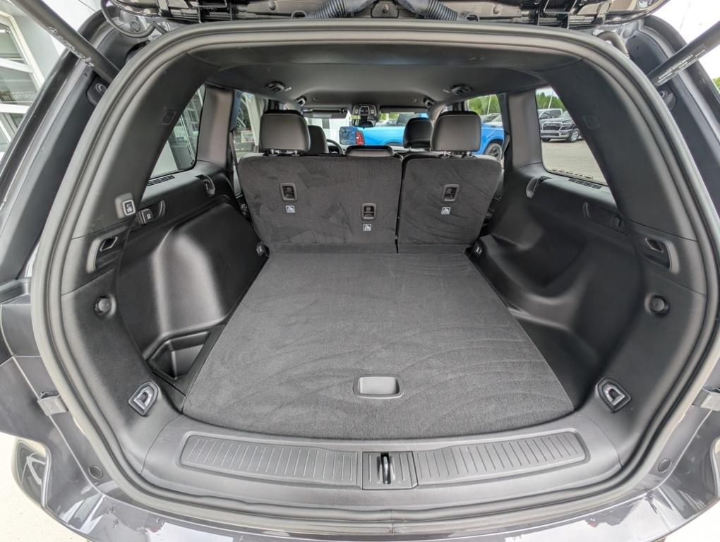 used 2023 Jeep Grand Cherokee car, priced at $36,500