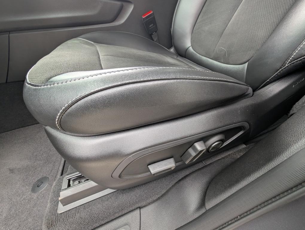 used 2023 Jeep Grand Cherokee car, priced at $36,500