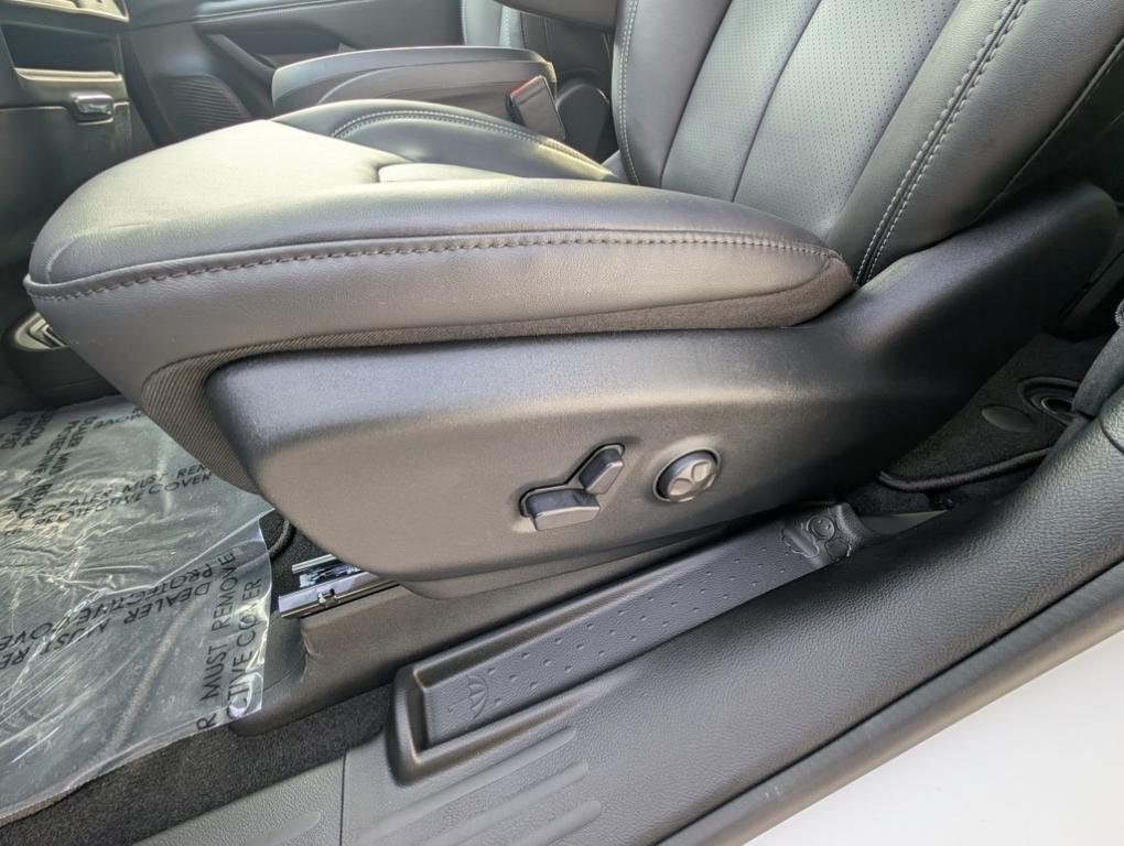 new 2026 Chrysler Pacifica car, priced at $43,060