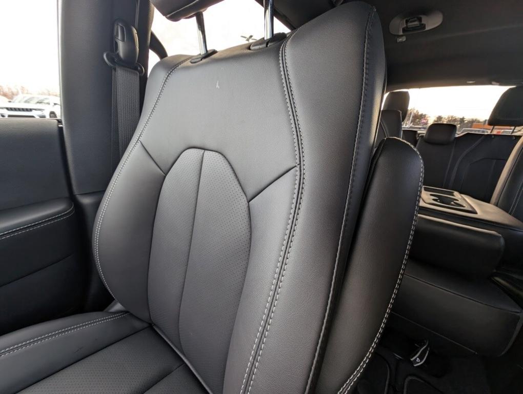 new 2026 Chrysler Pacifica car, priced at $43,060