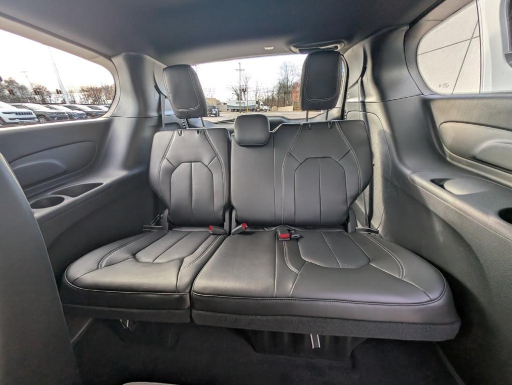 new 2026 Chrysler Pacifica car, priced at $43,060