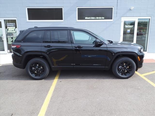 new 2024 Jeep Grand Cherokee car, priced at $40,530