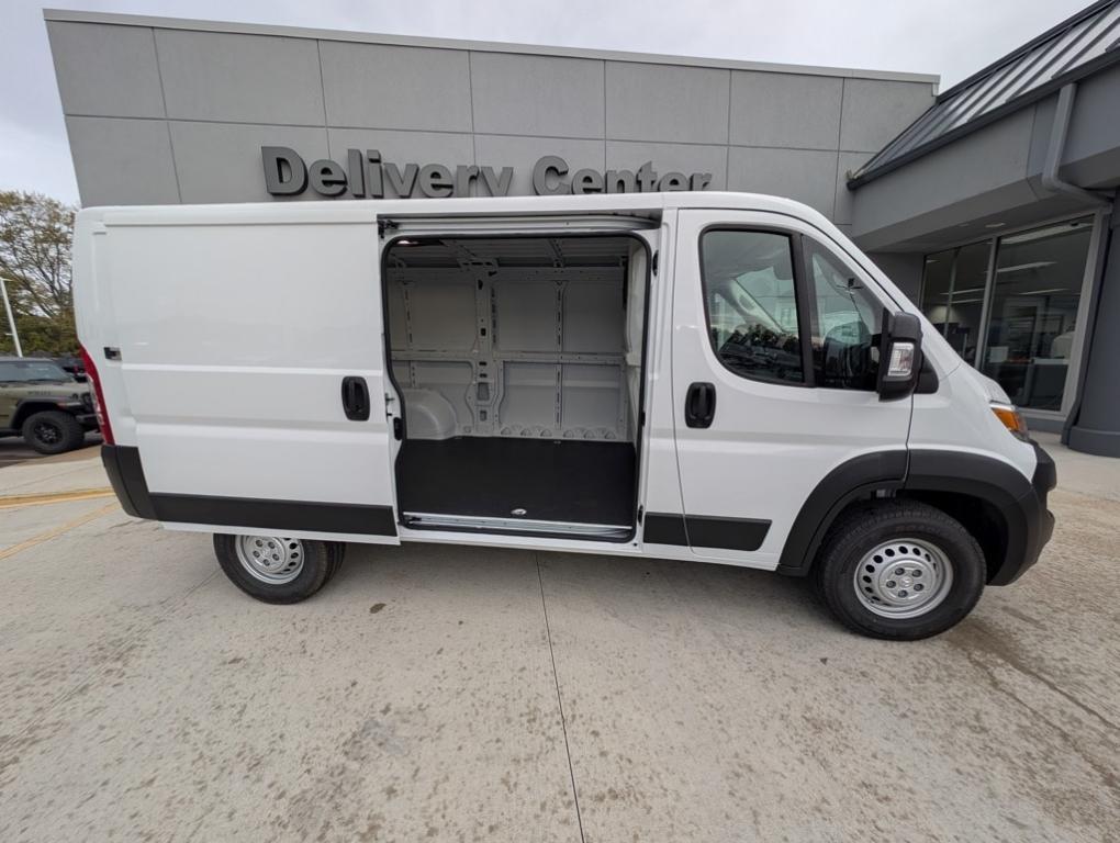new 2025 Ram ProMaster 1500 car, priced at $41,260