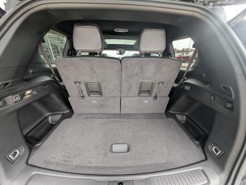 new 2025 Jeep Grand Cherokee L car, priced at $51,335