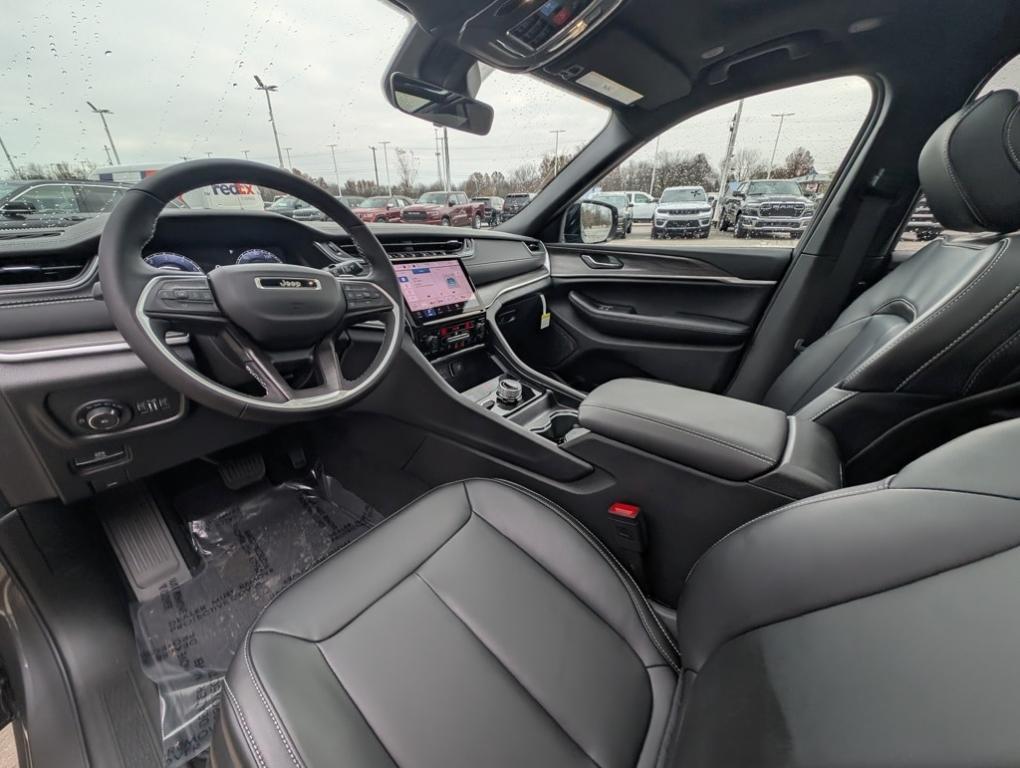 new 2025 Jeep Grand Cherokee L car, priced at $51,335