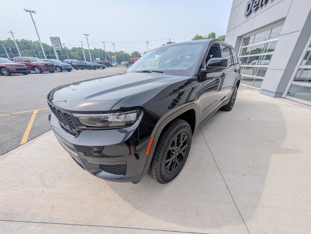 new 2025 Jeep Grand Cherokee L car, priced at $43,869