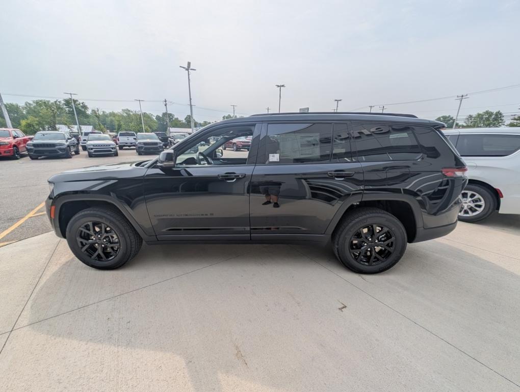 new 2025 Jeep Grand Cherokee L car, priced at $43,869