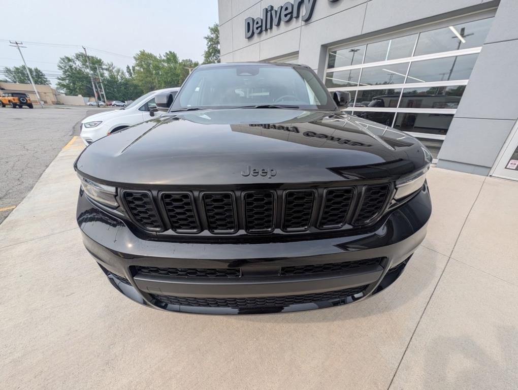 new 2025 Jeep Grand Cherokee L car, priced at $43,869