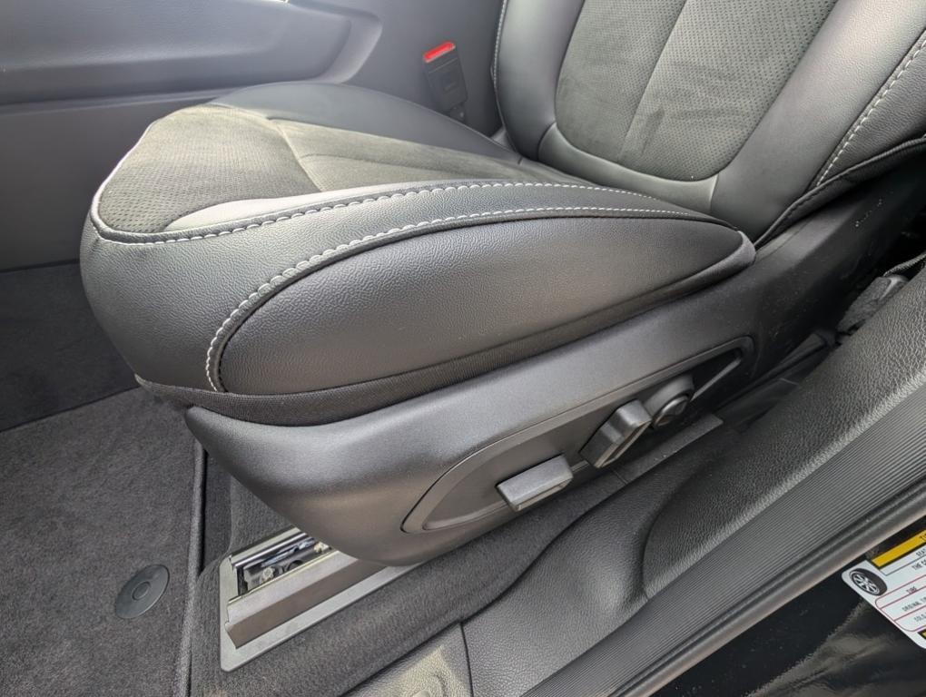 new 2025 Jeep Grand Cherokee L car, priced at $43,869