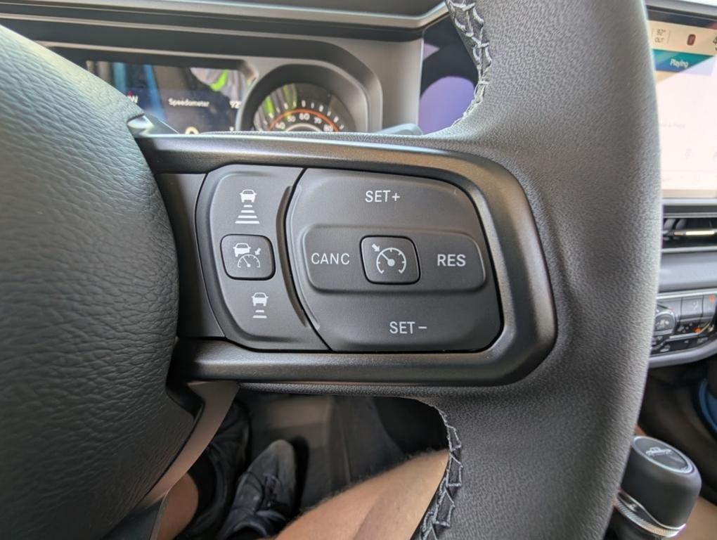 new 2025 Jeep Gladiator car, priced at $45,896