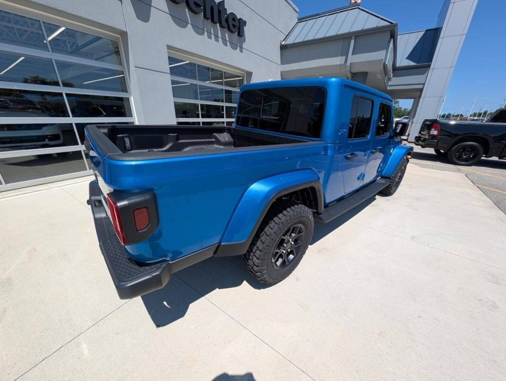 new 2025 Jeep Gladiator car, priced at $45,896
