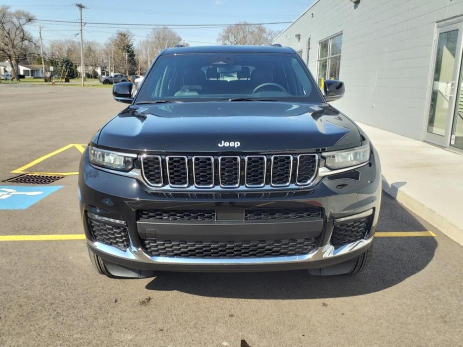 new 2024 Jeep Grand Cherokee L car, priced at $44,295