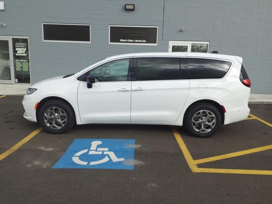 new 2024 Chrysler Pacifica car, priced at $50,525