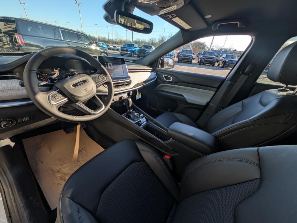 new 2025 Jeep Compass car, priced at $30,440