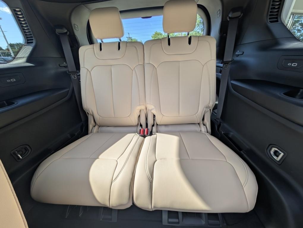 new 2025 Jeep Grand Cherokee L car, priced at $44,515