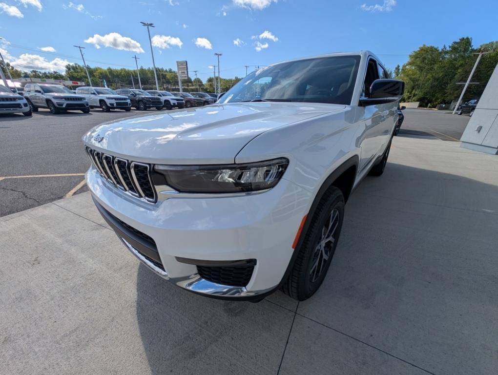 new 2025 Jeep Grand Cherokee L car, priced at $44,515