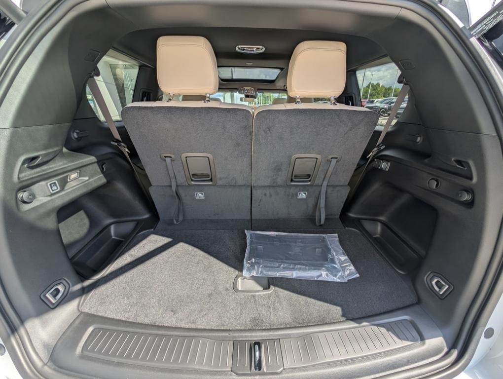 new 2025 Jeep Grand Cherokee L car, priced at $44,515