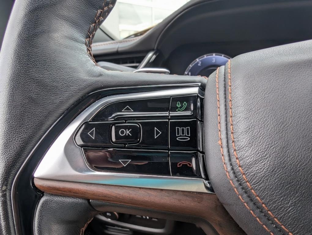 used 2022 Jeep Grand Cherokee car, priced at $43,600