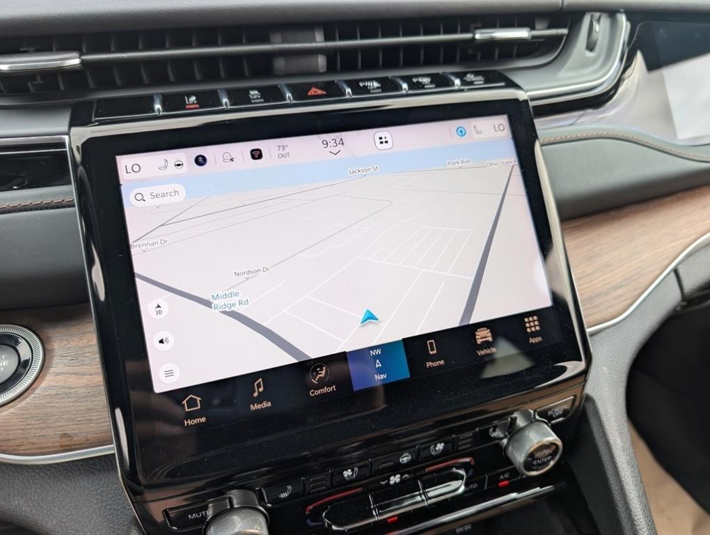 used 2022 Jeep Grand Cherokee car, priced at $43,600