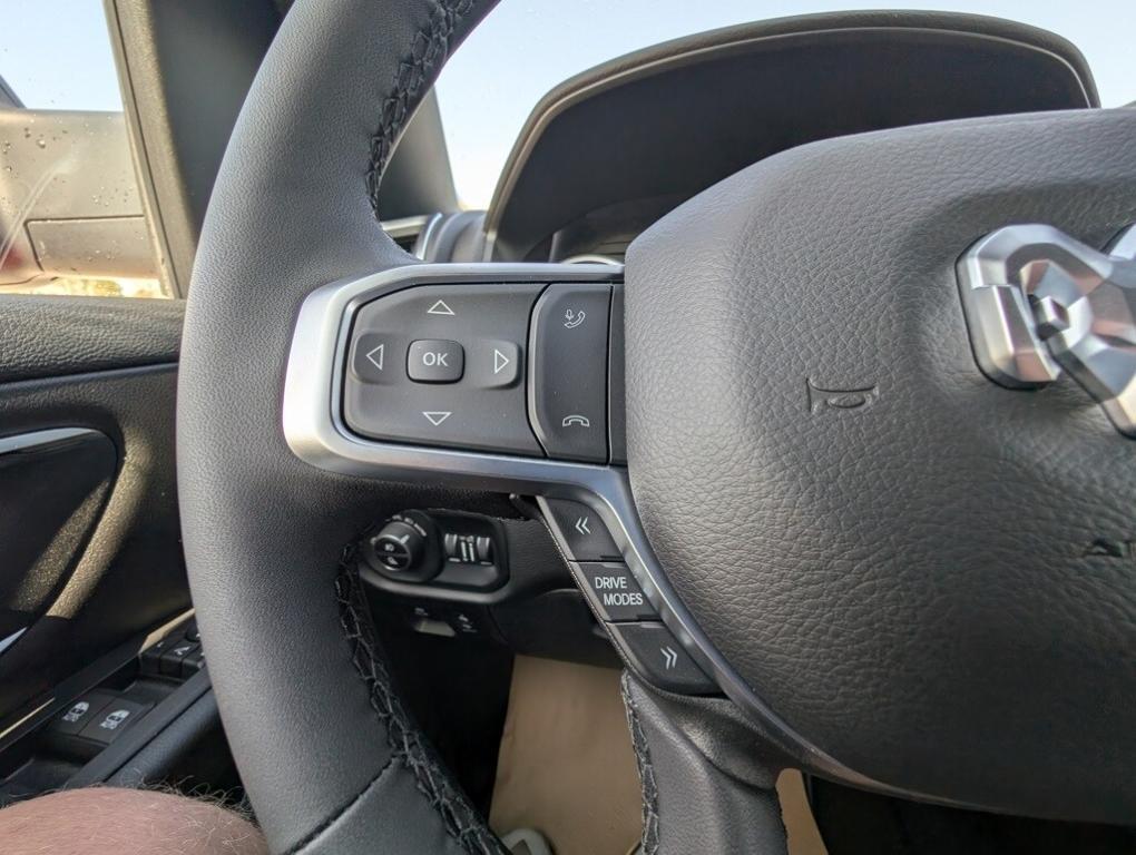 new 2025 Ram 1500 car, priced at $52,518