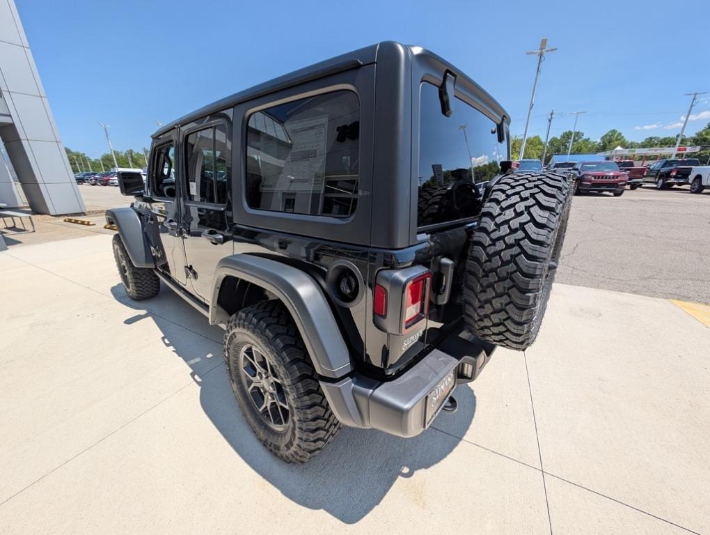 new 2025 Jeep Wrangler car, priced at $47,728