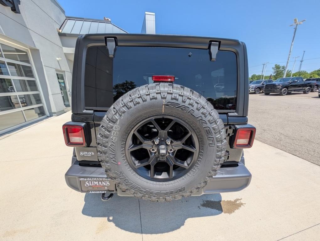 new 2025 Jeep Wrangler car, priced at $47,728