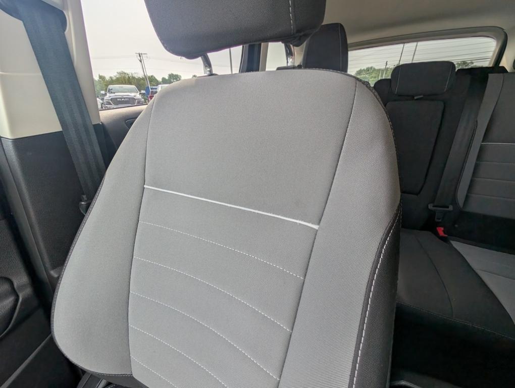 used 2015 Ford Escape car, priced at $6,700