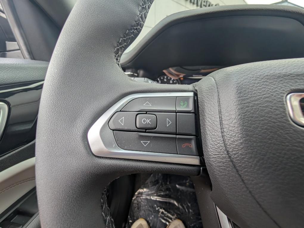 new 2025 Jeep Compass car, priced at $32,843