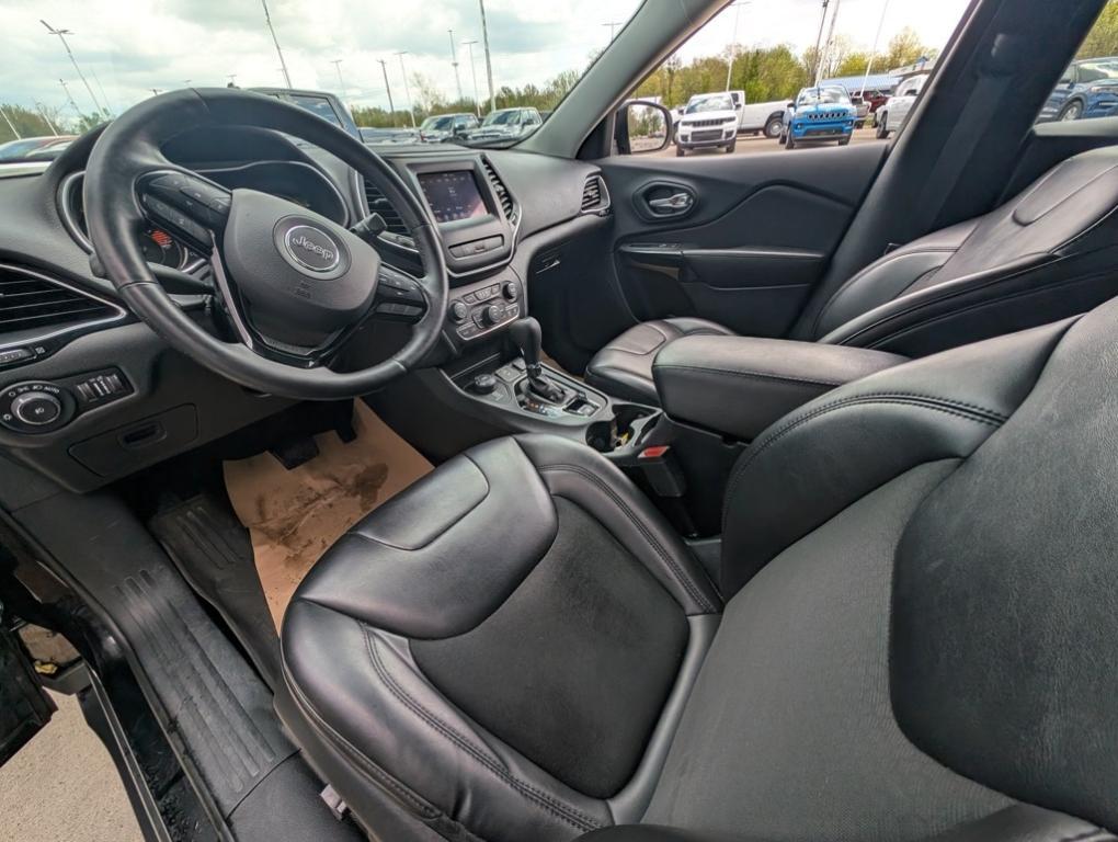 used 2019 Jeep Cherokee car, priced at $16,500