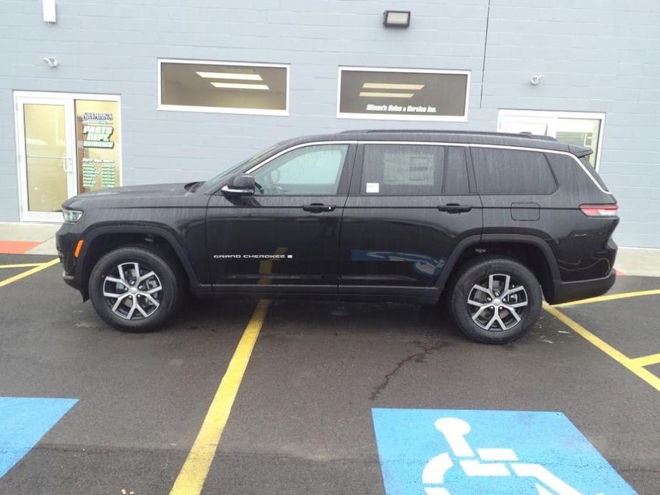 new 2024 Jeep Grand Cherokee L car, priced at $44,295