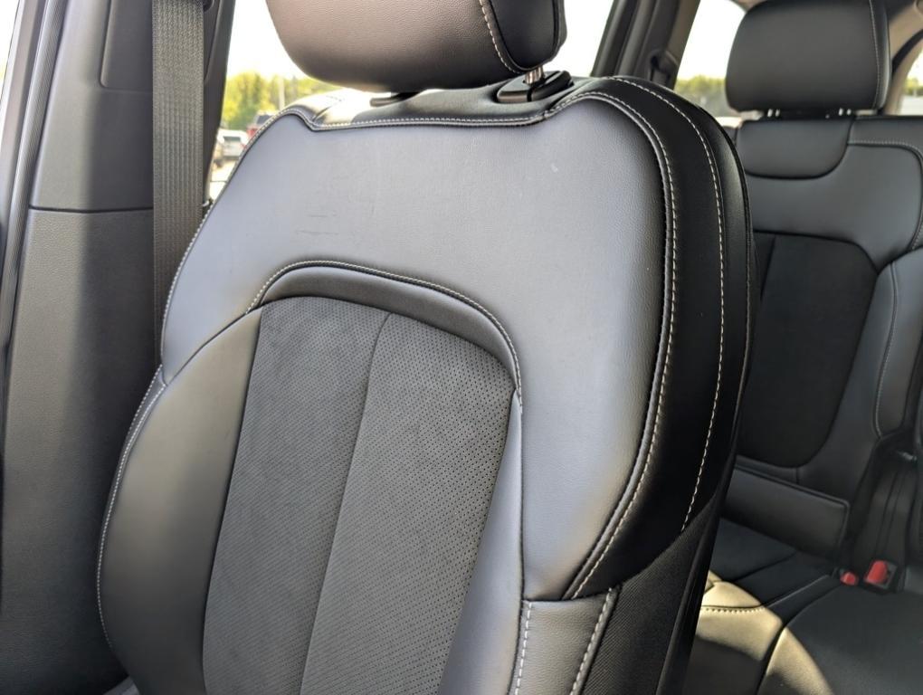 new 2025 Jeep Grand Cherokee car, priced at $41,495