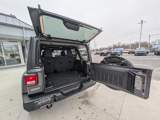 new 2025 Jeep Wrangler car, priced at $47,210