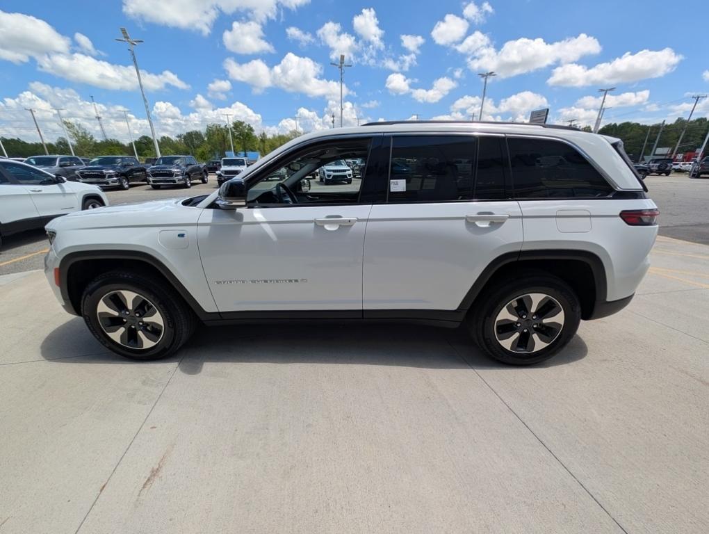 used 2022 Jeep Grand Cherokee 4xe car, priced at $32,994
