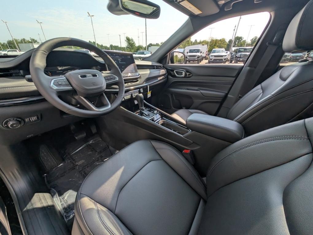 new 2025 Jeep Compass car, priced at $35,605