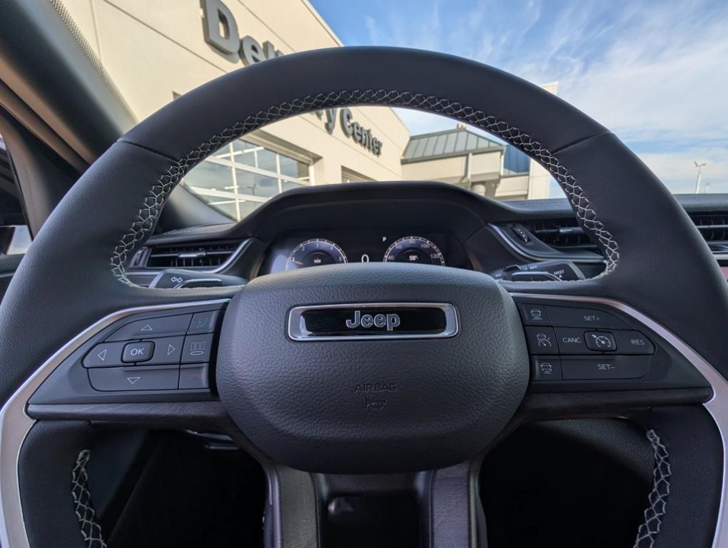 new 2025 Jeep Grand Cherokee car, priced at $51,485