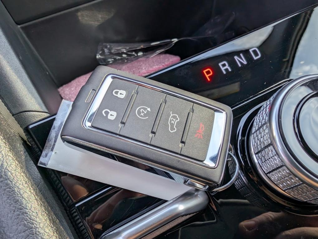 new 2025 Jeep Grand Cherokee car, priced at $51,485