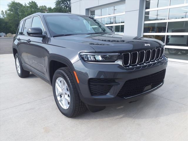 new 2024 Jeep Grand Cherokee car, priced at $37,970