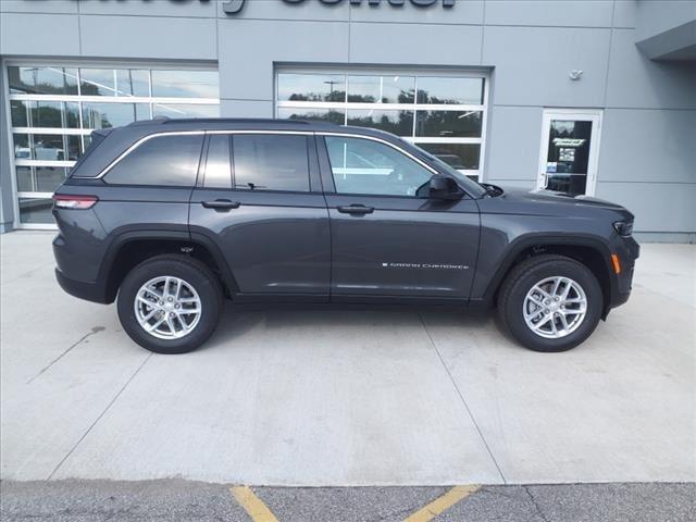 new 2024 Jeep Grand Cherokee car, priced at $38,470