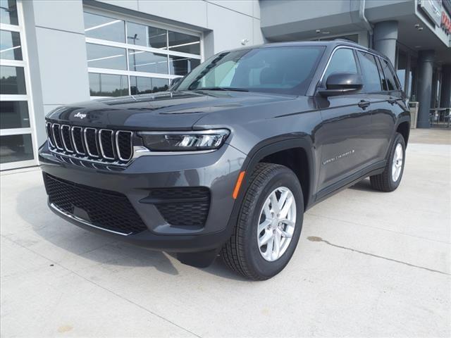 new 2024 Jeep Grand Cherokee car, priced at $37,970