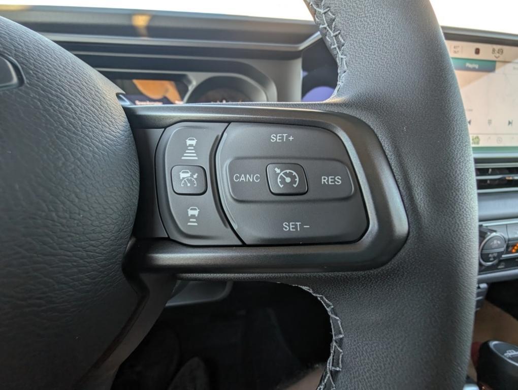 new 2025 Jeep Gladiator car, priced at $50,100