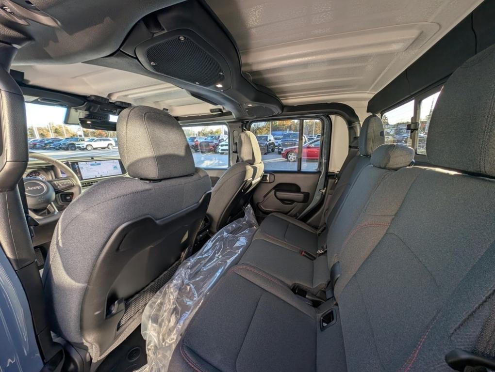 new 2025 Jeep Gladiator car, priced at $50,100