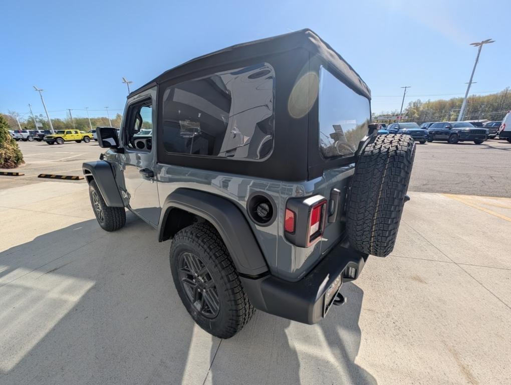 new 2025 Jeep Wrangler car, priced at $40,621