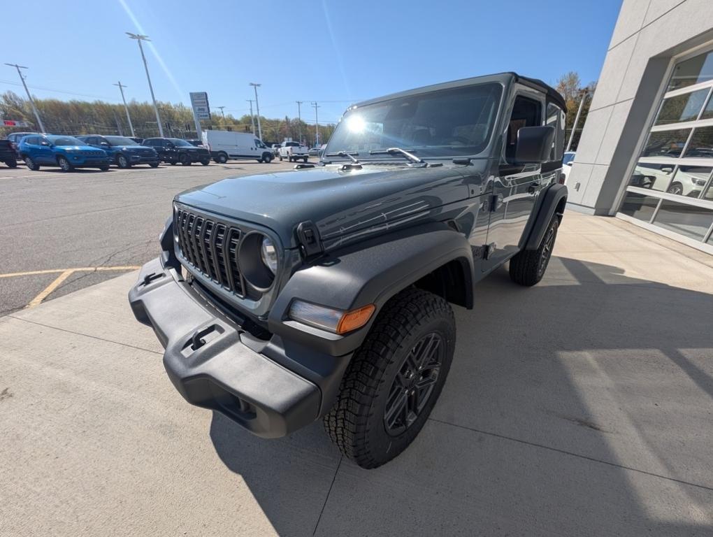 new 2025 Jeep Wrangler car, priced at $40,621