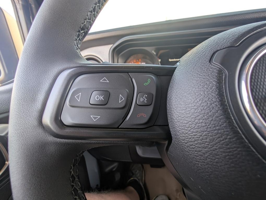 new 2025 Jeep Wrangler car, priced at $40,621