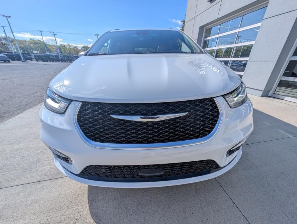new 2026 Chrysler Pacifica car, priced at $58,800
