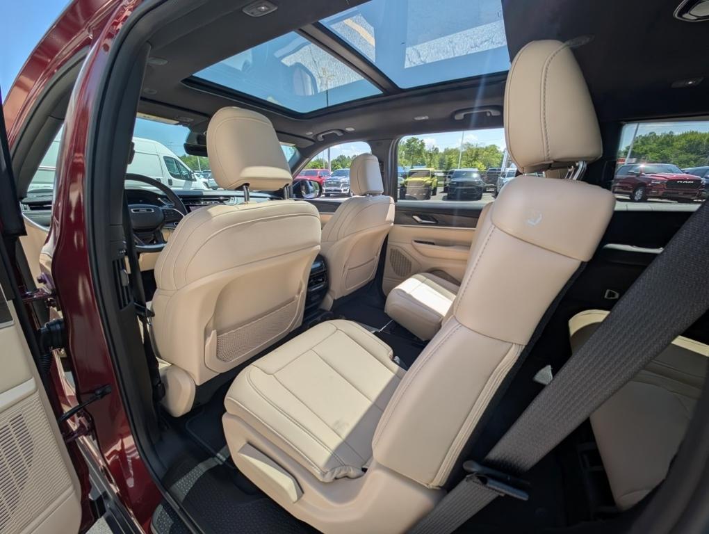 new 2025 Jeep Grand Cherokee L car, priced at $47,452